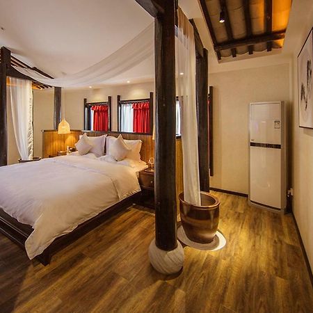 ליג'יאנג Lijiangl Hotel Liman Shenmiji Inn מראה חיצוני תמונה